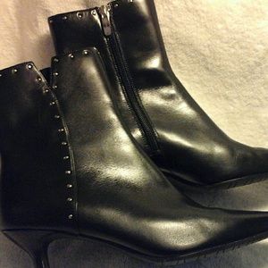 Anne Klein boot heels